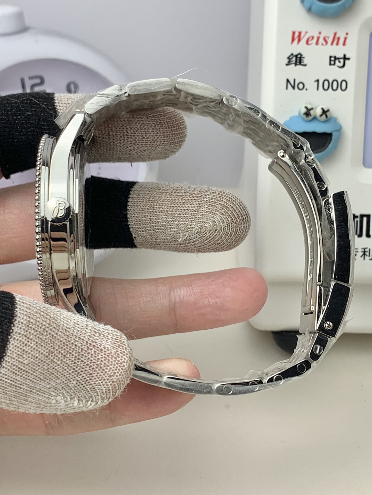 Breitling-Navitimer 1 41mm Date Stainless Steel/Steel Green Dial TF A2824 Automatic - Image 4