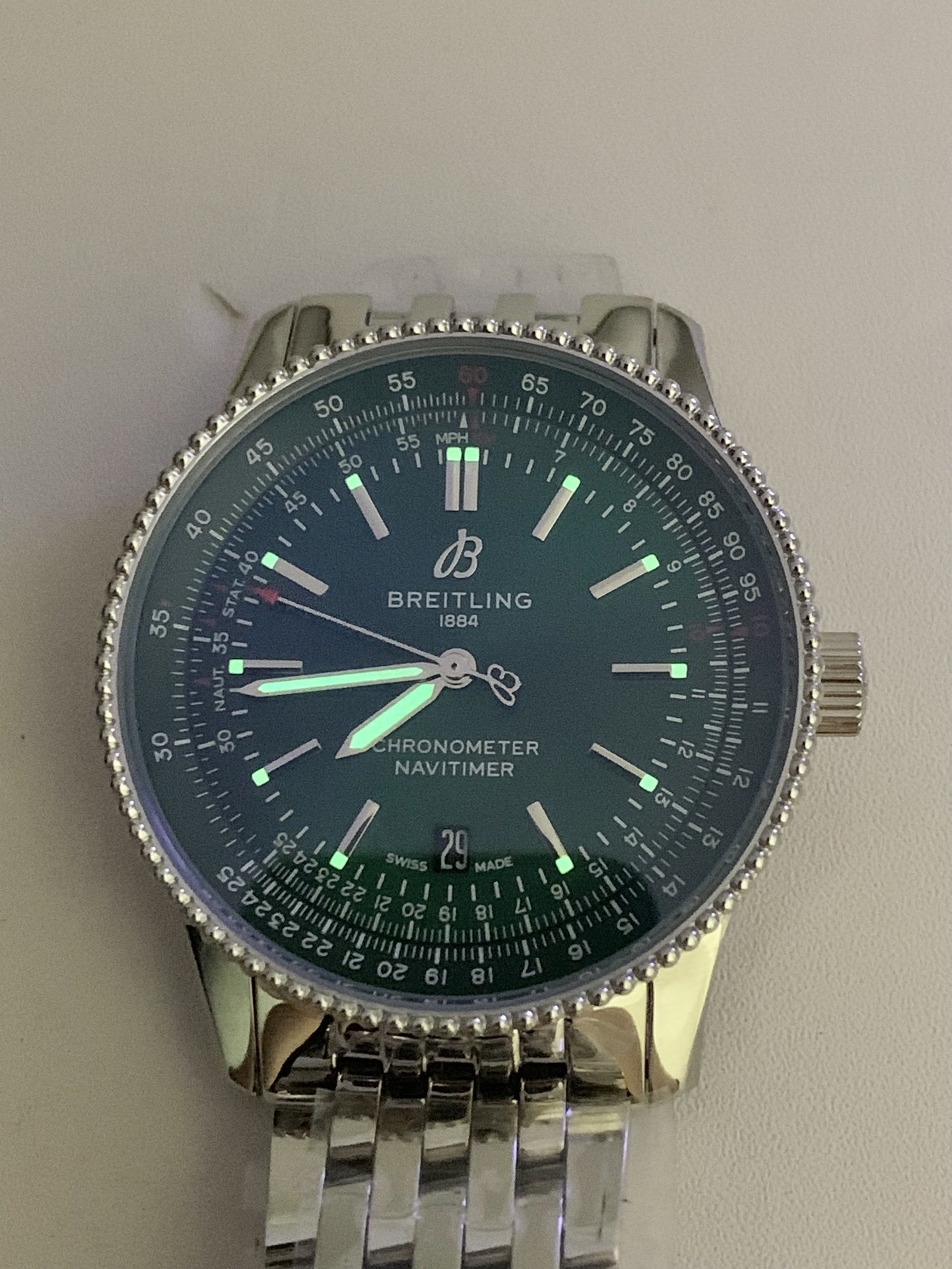 Breitling-Navitimer 1 41mm Date Stainless Steel/Steel Green Dial TF A2824 Automatic - Image 10