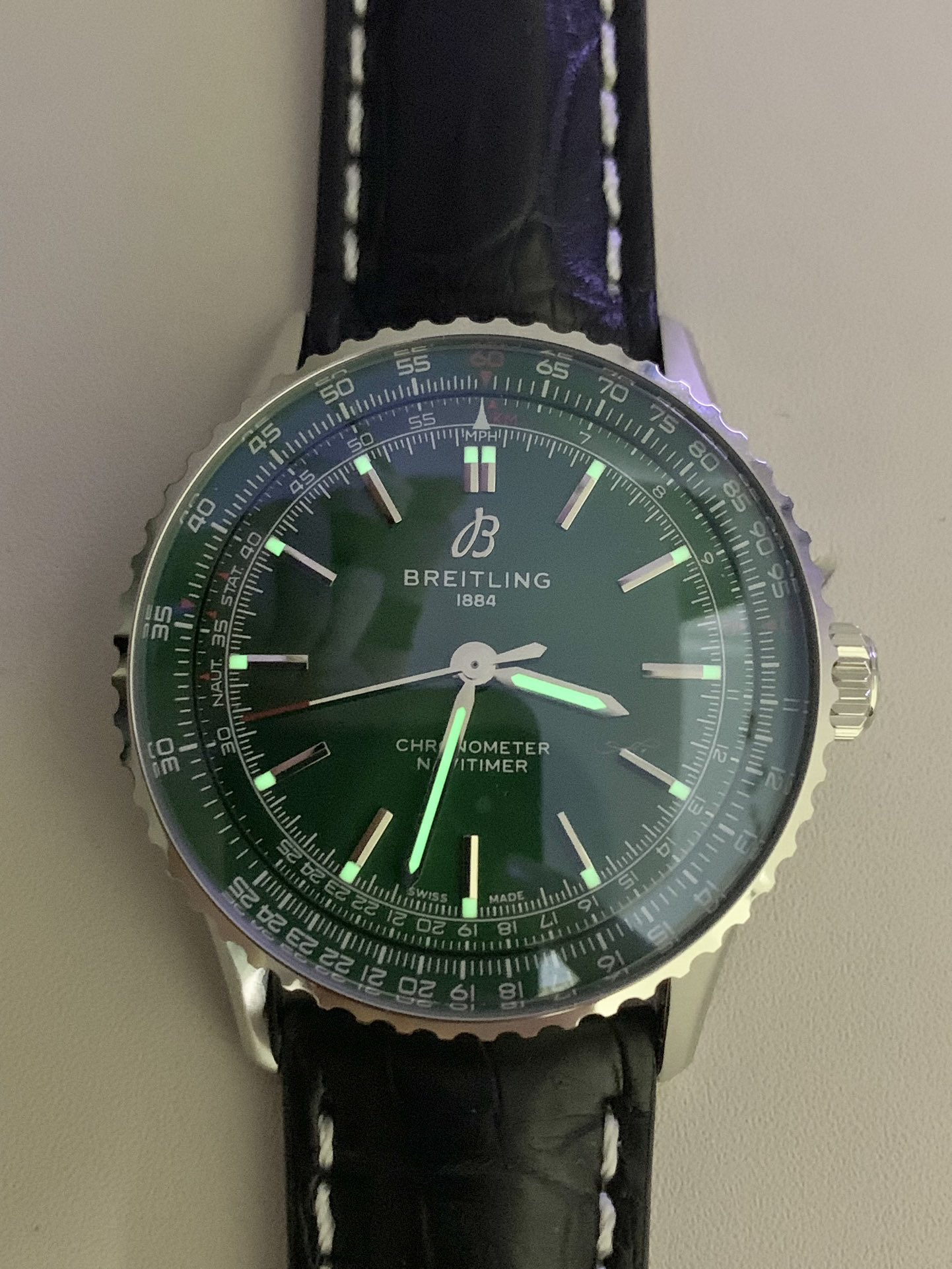 Breitling-Navitimer 1 38mm Stainless Steel/Leather Green Dial TF A2824 Automatic - Image 10