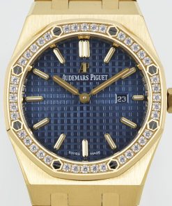 Alternative view of Audemars Piguet-Royal Oak Ladies 67651OR 33mm Diamonds Yellow Gold/Yellow Gold Blue Dial ZF Swiss Quartz