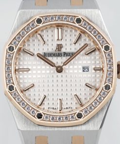 Alternative view of Audemars Piguet-Royal Oak Ladies 67651OR 33mm Diamonds Rose Gold/Steel White Dial ZF Swiss Quartz