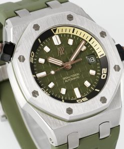Alternative view of Audemars Piguet-Royal Oak Offshore Diver 15720 42mm Stainless Steel/Rubber Green Dial APSF A4308 Automatic