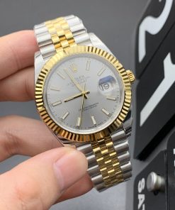 Alternative view of Rolex-Datejust 126333 41mm Jubilee Yellow Gold/Steel Silver Dial Stick Markers Clean DD3235 Automatic