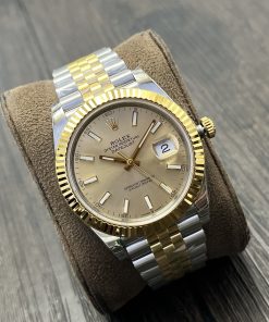 Alternative view of Rolex-Datejust 126333 41mm Jubilee Yellow Gold/Steel Champagne Gold Dial Stick Markers VSF DD3235 Automatic