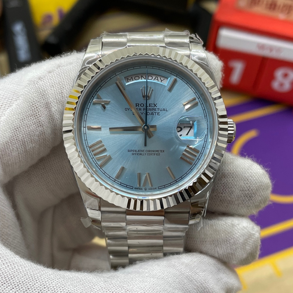 Rolex-DayDate 228236 40mm President Stainless Steel/Steel Ice Blue Dial Roman Markers TWF VR3255 Automatic