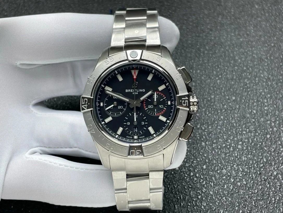 Breitling-Avenger B01 Chronograph 44mm Stainless Steel/Steel Black Dial Stick Markers BLSF Cal.01 Automatic - Image 4